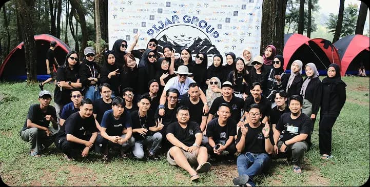 about us 2